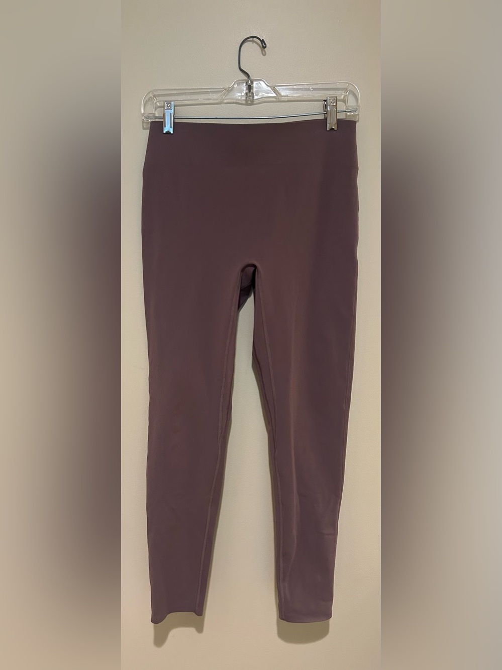 Le Ore by Bandier Lucca High Rise Pocket Leggings Mauve Purple Like New Medium